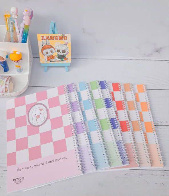 دفتر شطرنجی ریز